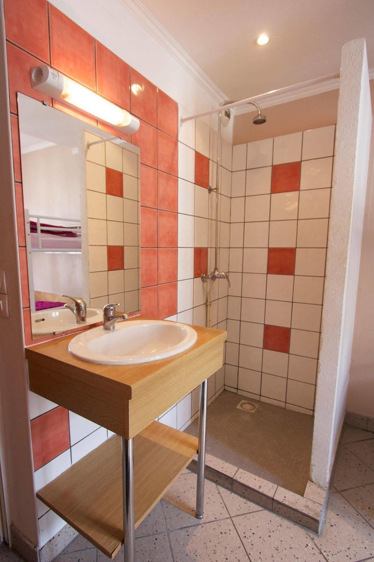 Auberge Internationale Des Jeunes Paříž Exteriér fotografie