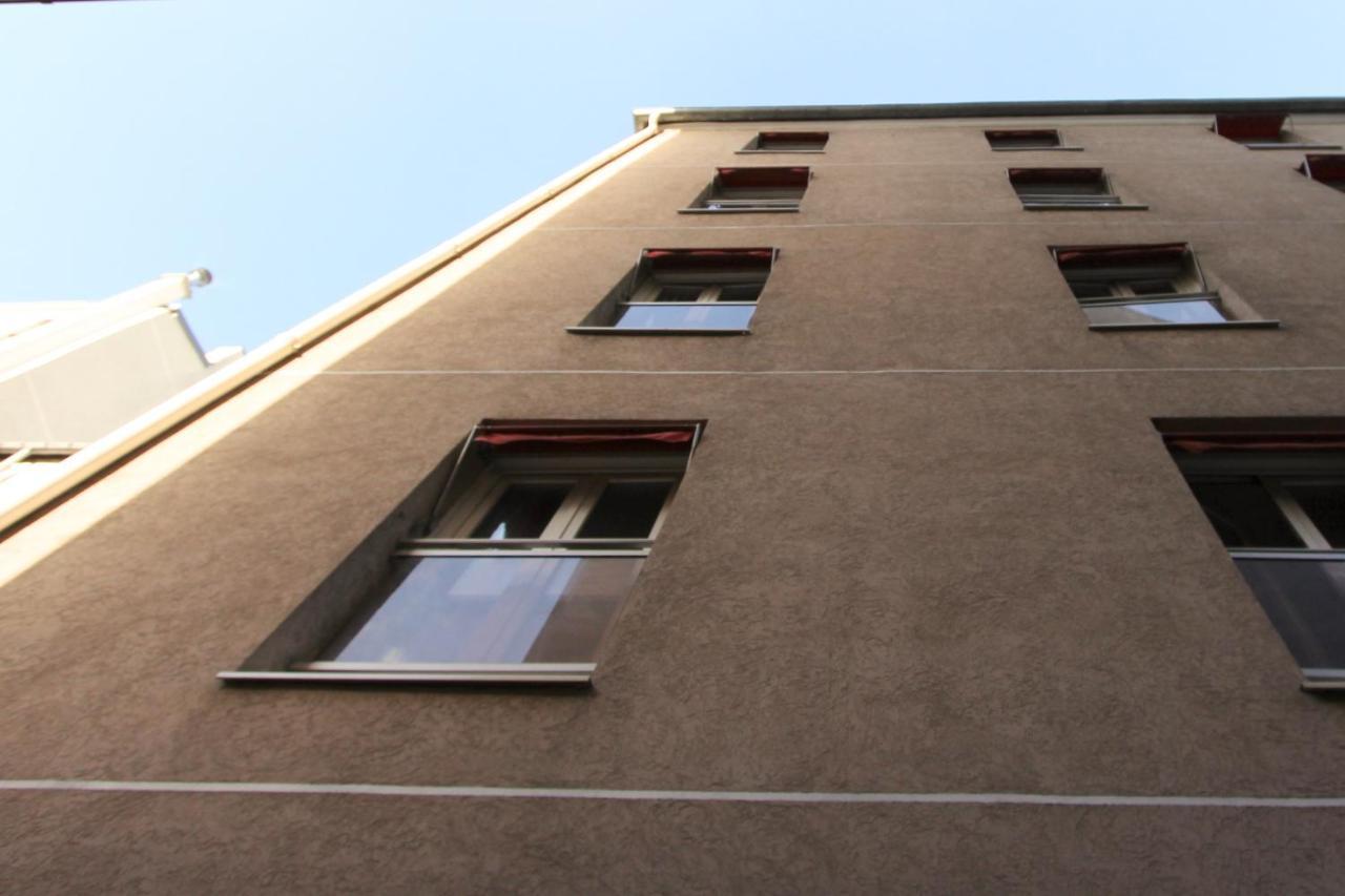 Auberge Internationale Des Jeunes Paříž Exteriér fotografie