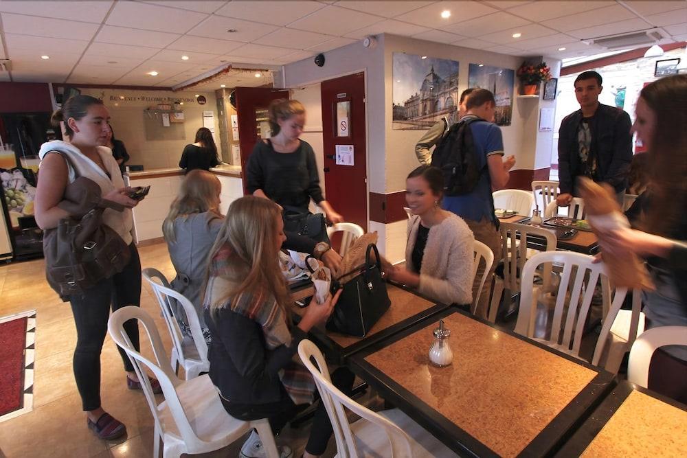 Auberge Internationale Des Jeunes Paříž Exteriér fotografie